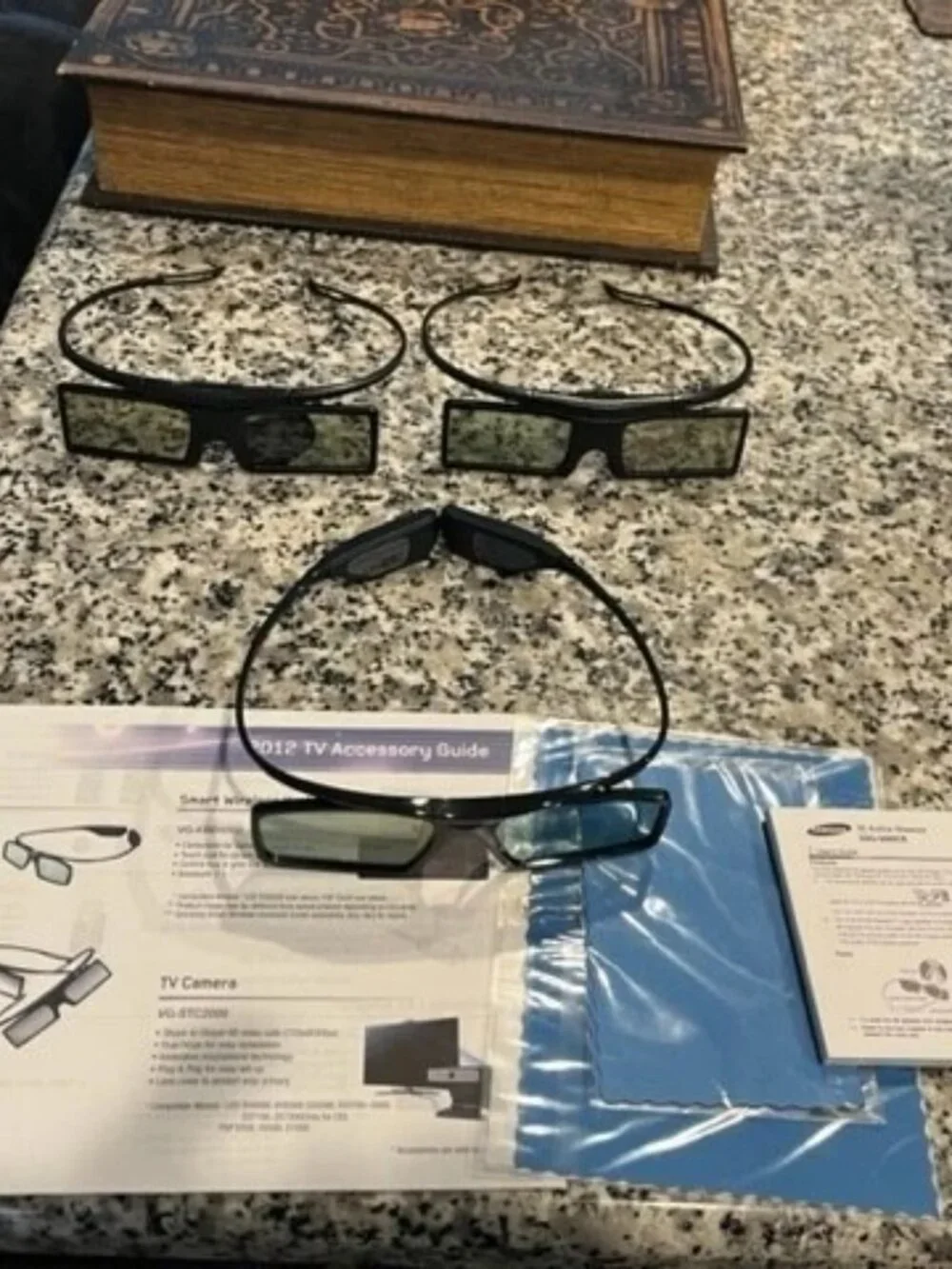Samsung SSG-3050GB Active 3D Glasses For Smart TV (Set Of 2) +SG4100GB